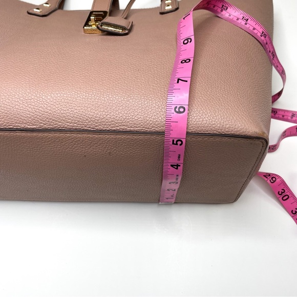 Michael Kors Carson Carryall Tote - Picture 15 of 15